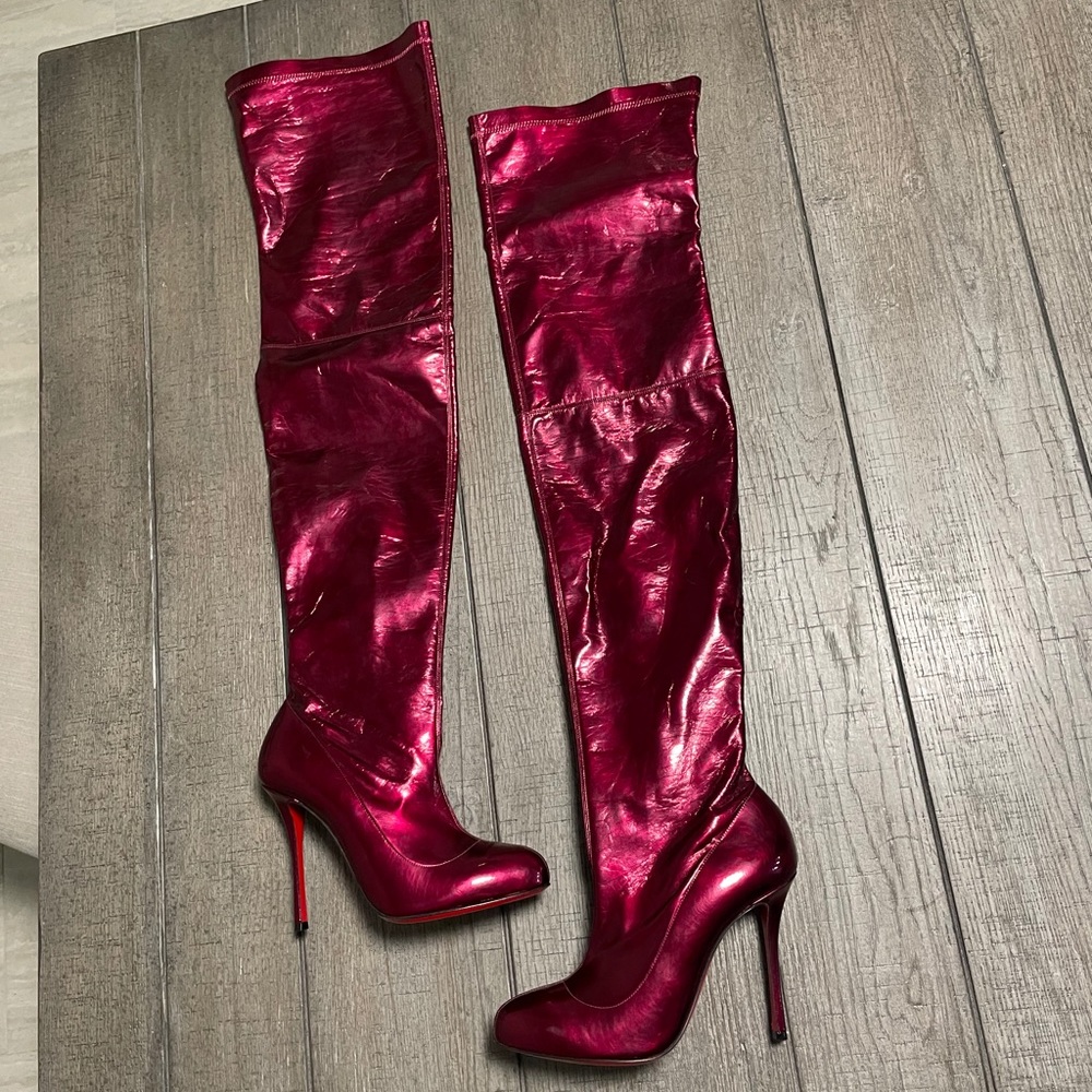 SOLD‼️ TAYLOR SWIFT CHRISTIAN LOUBOUTINS - Picture 7 of 12